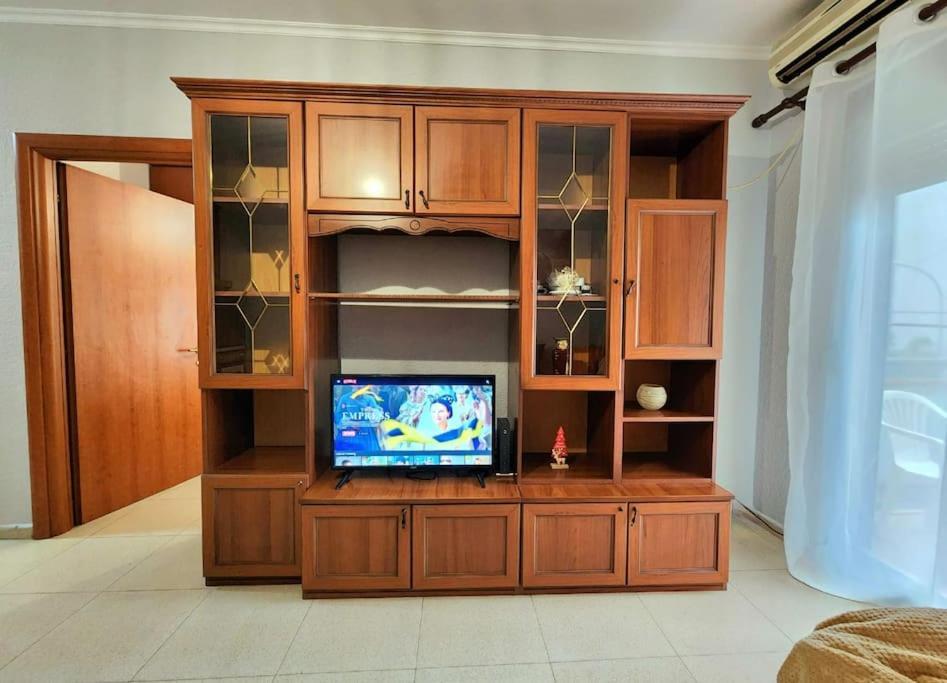 Апартаменты One Bd Flat Near Center With 24H Self Check In Тирана Экстерьер фото