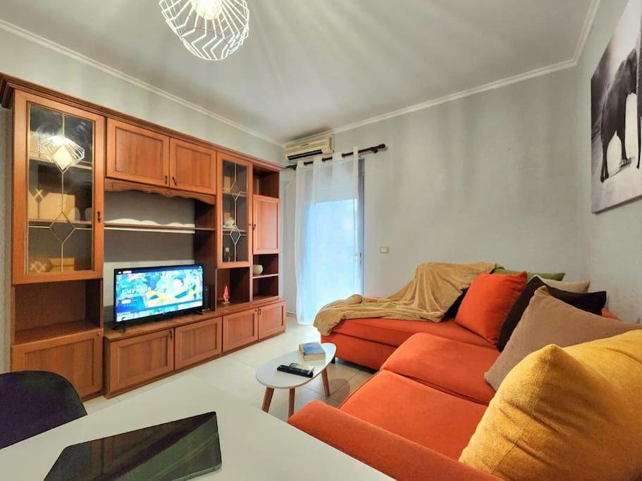 Апартаменты One Bd Flat Near Center With 24H Self Check In Тирана Экстерьер фото