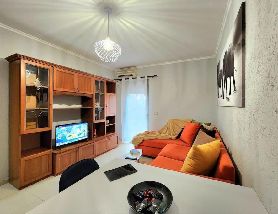 Апартаменты One Bd Flat Near Center With 24H Self Check In Тирана Экстерьер фото
